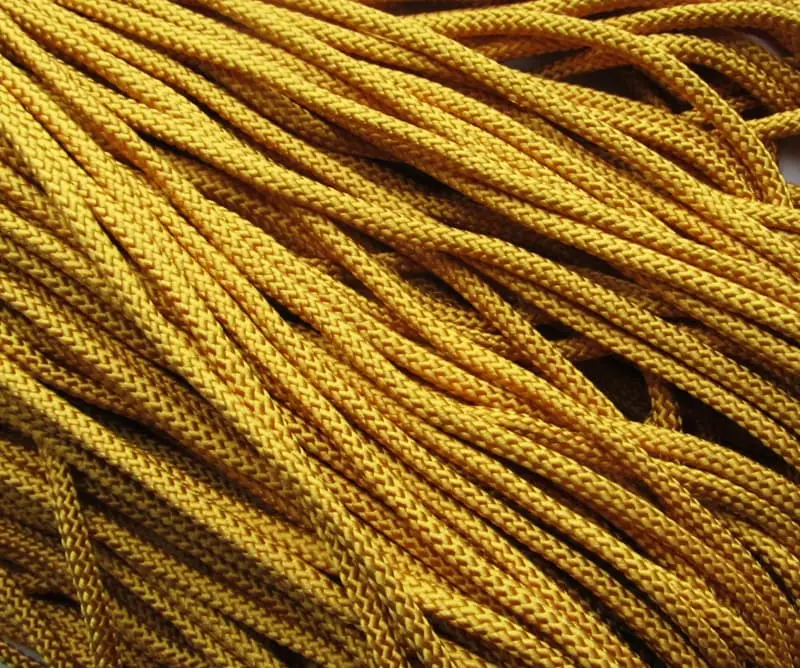 Cord for knitting polyester (polyester) carpets with a filler of 4 - 5 mm. - Image 38